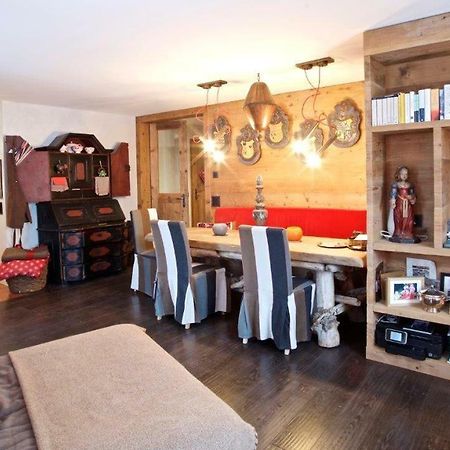 Chesa La Posta Apartment Замедан Екстериор снимка